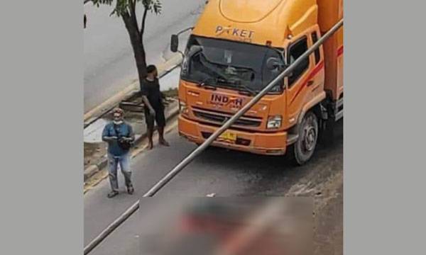 Laka Maut di Jalan Hangtuah Duri, Penumpang Sepeda Motor Tewas Terlindas Truk Tronton