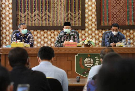 Husni Minta OPD Berikan Data yang Akurat Siak Dalam Angka 2022