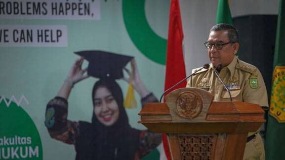 Hadiri Pelantikan Rektor UMRI, Wagubri: Ini Momen Tepat Samakan Visi Perguruan Tinggi