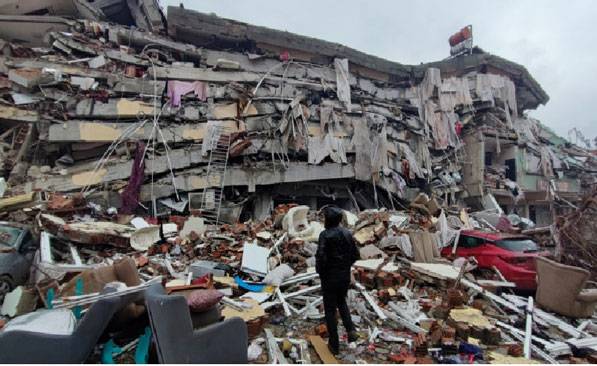 Gempa Dahsyat Turki, Korban Meninggal Terus Bertambah Tembus 8.000 Orang