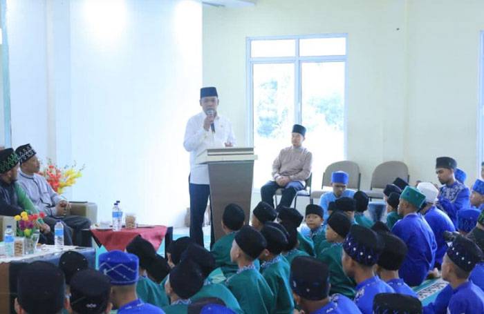 Pj Wali Kota Pekanbaru Minta Anak Yatim di Panti Asuhan Diperhatikan