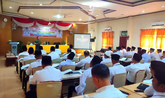 Puluhan Kepala Desa Terpilih 2023 di Rokan Hulu Terima Materi Bela Negara