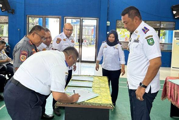 Dishub Bengkalis Tandatangani Pakta Integritas dan Perjanjian Kinerja Tahun 2024