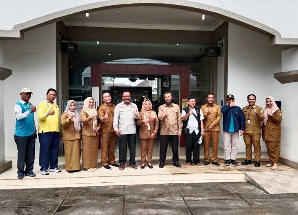 Lakukan Penataan Kota Siang Malam, DLH Rohil Optimis Pertahankan Peringkat I Kota Bersih Se-Riau