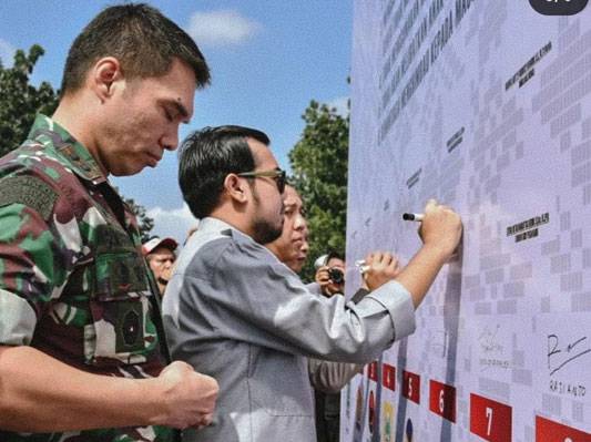 Wakil Ketua DPRD Pekanbaru Ginda Burnama Hadiri Deklarasi Tertib Berlalu Lintas untuk Pemilu Damai 2024