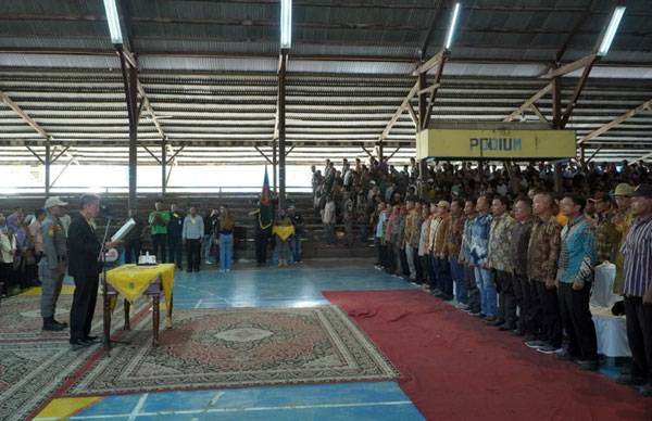 Lantik 1.304 Sat Linmas 7 Kecamatan, Bupati Rohil: Satlinmas Harus Mampu Berikan Rasa Aman Kepada Pemilih