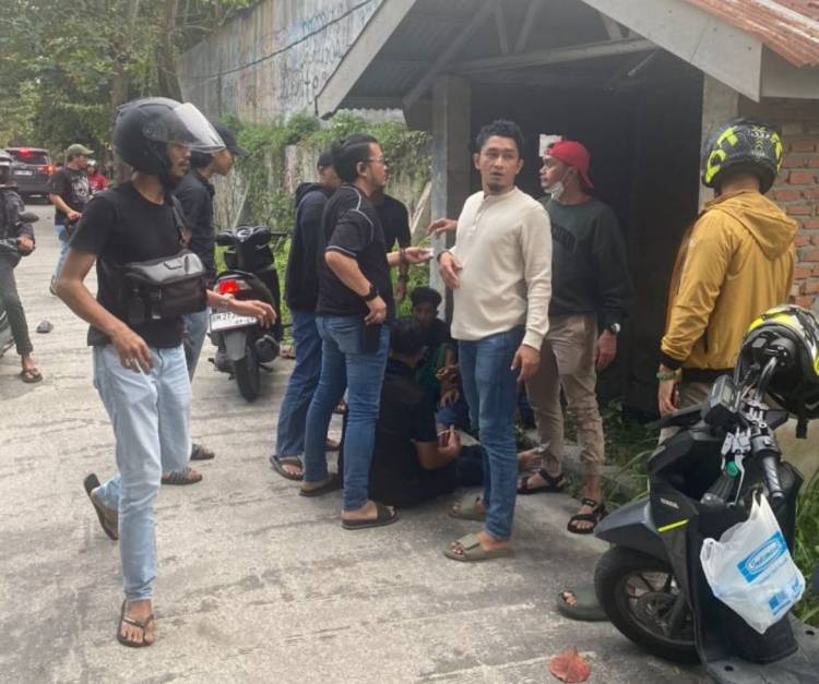 Polisi Buru Pengedar Narkoba Bak Film Action, Lompat dari Lantai 2