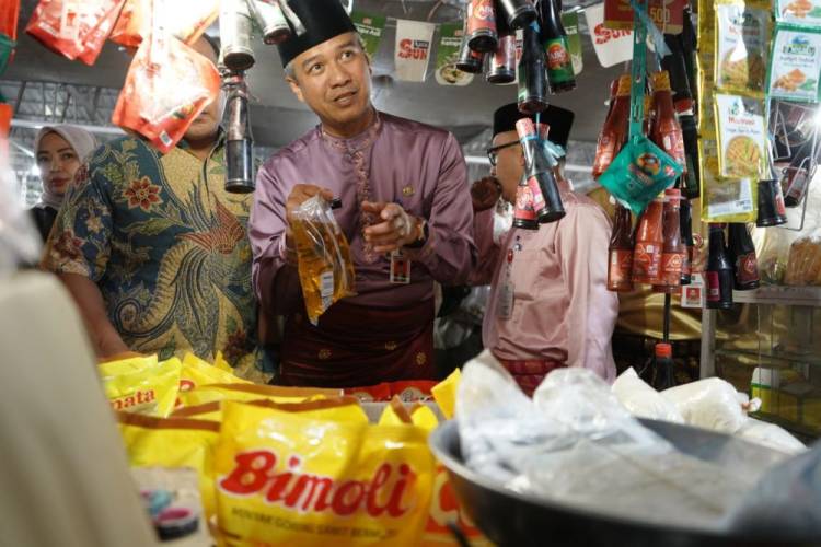 Jelang Ramadan, Pemprov Riau Sidak Pasar