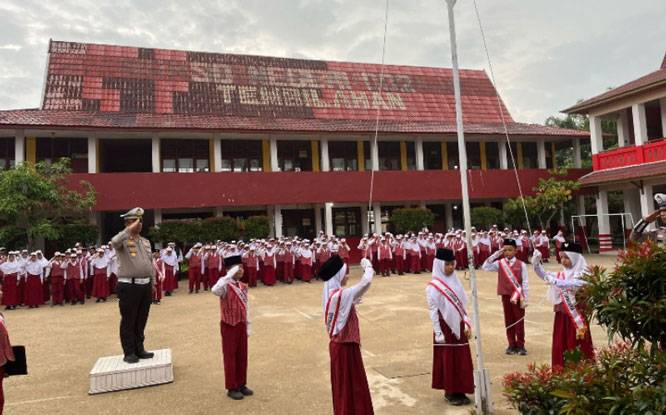 Police Goes To School, Satlantas Polres Inhil Berikan Pembekalan Tertib Lalu Lintas Usia Dini