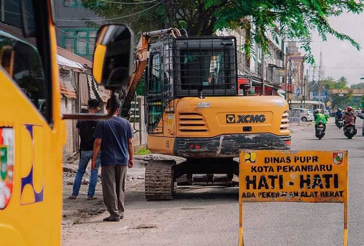 Tahun Ini Pemko akan Normalisasi 900 Kilometer Drainase di Pekanbaru