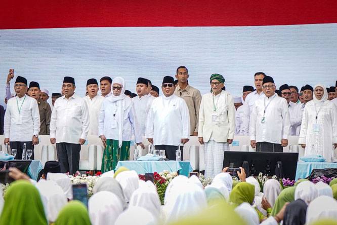 Panglima TNI Hadiri Mujahadah Kubro Satu Abad Nahdlatul Ulama di Malang