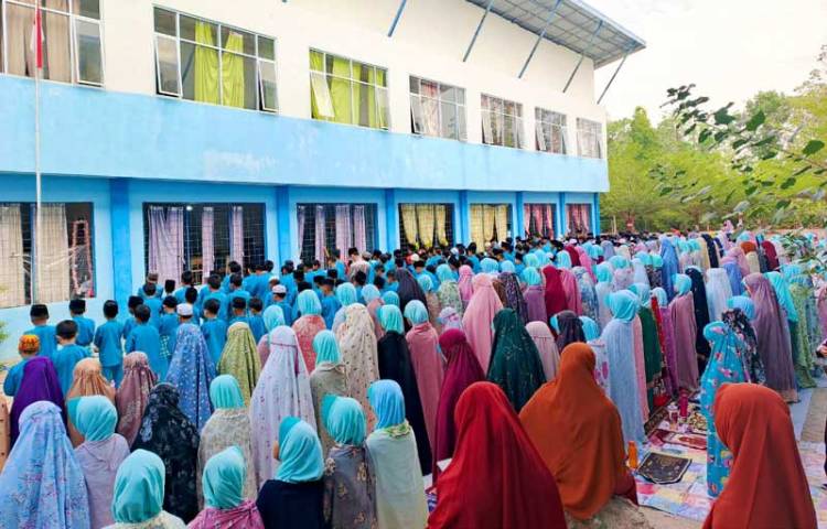 Minta Hujan, SD IT Ibu Harapan Bengkalis Gelar Sholat Istisqo