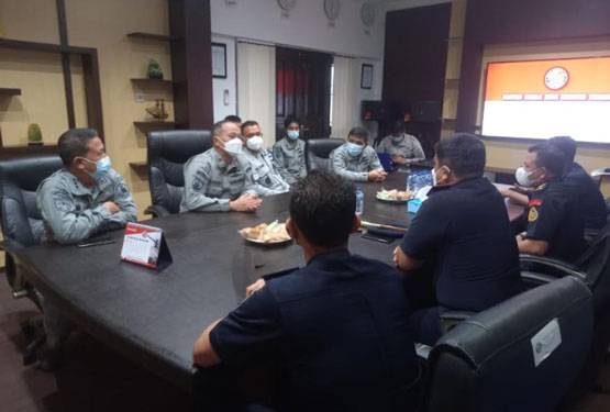 Sukseskan Program Ekonomi Biru, Bakamla RI Zona Tengah Terima Kunjungan PSDKP Bitung