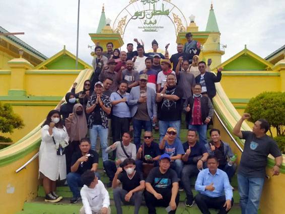 Peserta Rapimnas JMSI Ziarah ke Pulau Penyengat
