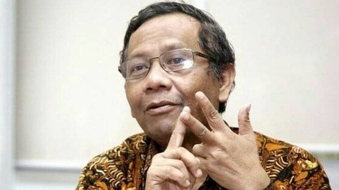 Mahfud Md Sebut Tanah dan Air yang Dibawa 34 Gubernur ke IKN Melambangkan Kesatuan