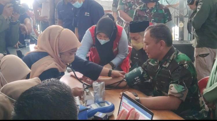 Diawali Danrem Brigjen TNI Parlindungan Hutagalung, Korem  031/WB Gelar Vaksin Massal dan Donor Darah untuk Masyarakat
