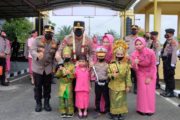 Kunker ke Rohil, Kapolda Riau Irjen M Iqbal Ajak Semua Pihak Bekerjasama Untuk Selamatkan Masyarakat dari Covid-19