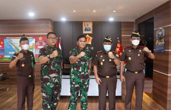 Pangkogabwilhan I Terima Kunjungan Kepala Kejaksaan Tinggi Kepri