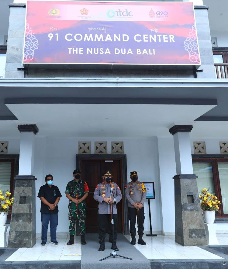 Pastikan Pengamanan Event Internasional Berjalan Optimal, Kapolri Tinjau 91 Command Center di Bali