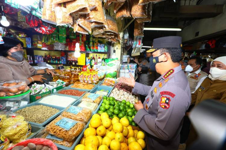 Tak Mau Warga Kesulitan, Kapolri Jenderal Listyo Sigit Jangan Lagi Ada Kelangkaan Minyak Goreng Curah