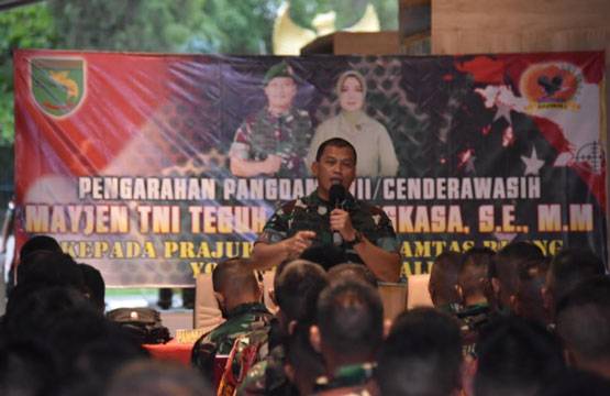 Danrem 174 Merauke Dampingi Pangdam XVII/Cenderawasih Kunjungi Pos Satgas Pamtas RI-PNG Yonif 123/Rajawali