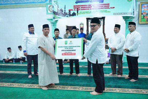 Bupati Alfedri Sambut Tim Safari Ramadan Pemprov Riau di Kecamatan Tualang