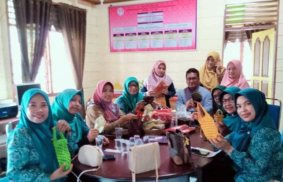 Jajaki Kerja Sama, 5 Perwakilan Pengurus PKK Bengkalis Kunjungi Dekranasda