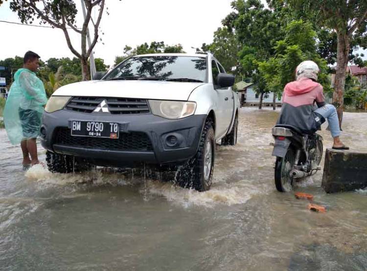 Atasi Banjir di Pekanbaru, BPBD dan PUPR Saling Koordinasi