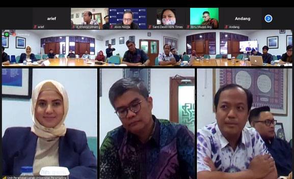&ldquo;Etika Pejabat Publik dan Demoralisasi Birokrasi&rdquo;
