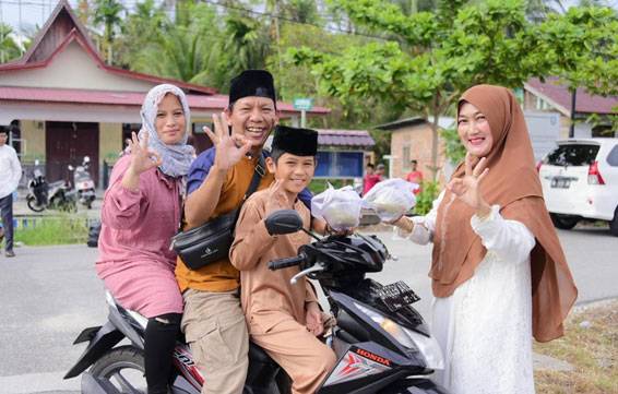 Semarakkan Ramadhan, TP PKK Bengkalis Berbagi Takjil