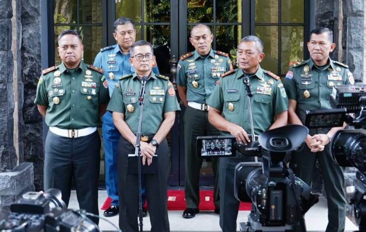 Klarifikasi Video Kekerasan Terhadap Anggota KKB dan Komitmen TNI Terhadap Oknum Prajurit&nbsp; Pelanggar Hukum