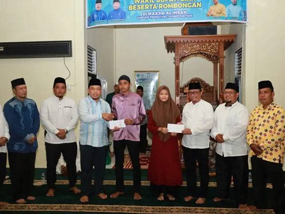 Wabup Husni Merza Pimpin Safari Ramadhan Pemkab Siak di Kampung Perincit Pusako