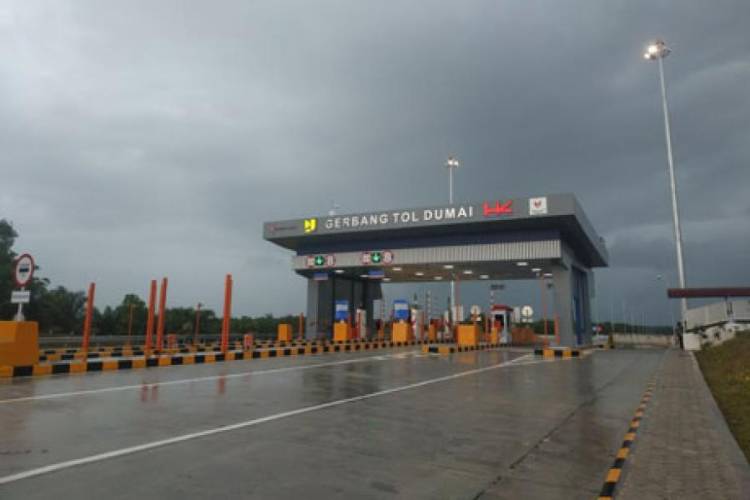 Volume Kendaraan Melintas di Tol Meningkat Signifikan di Riau