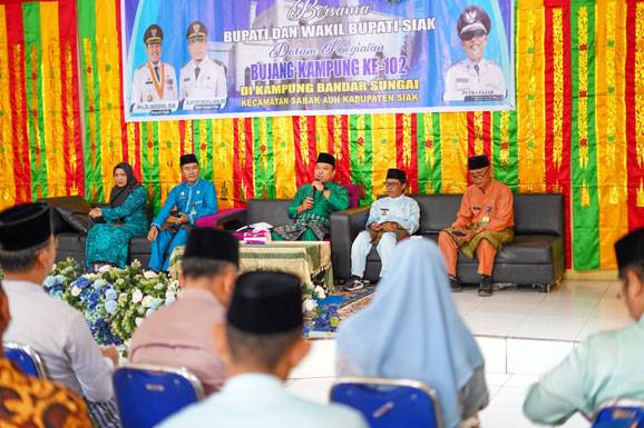 Pimpin Bujang Kampung, Wabup Husni Merza Ingatkan Para Camat Pantau Harga Sembako