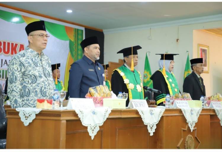 Pj. Bupati Inhil Hadiri Wisuda XXVIII Program Sarjana STAI Auliaurrasyidin Tembilahan