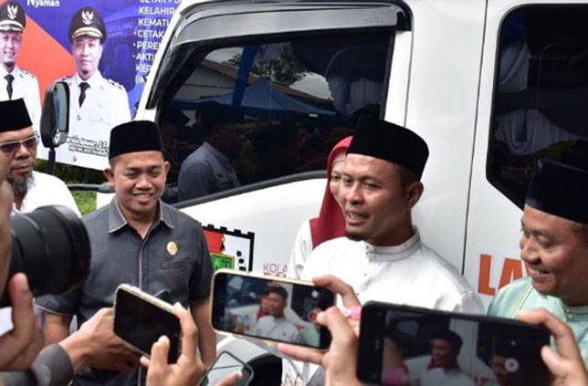 Launching Mobil AMAN, Ketua DPRD Pekanbaru Ajak Masyarakat Manfaatkan Layanan Adminduk