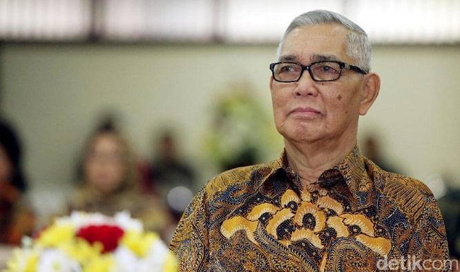 Wapres ke-6 RI Try Sutrisno Meninggal Dunia