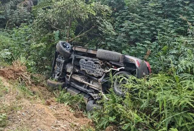 Kabur Saat Disergap, Mobil Bandar Sabu di Rohil Terguling
