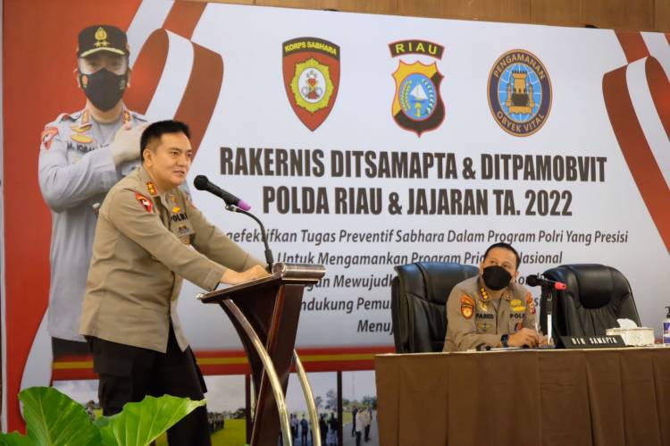 Buka Rakernis, Kapolda Riau Irjen Iqbal Ingatkan Personil Sabhara dan Obvit Bersikap Humanis Sehingga Dicintai Masyarakat