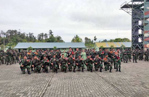 Danbrigif 24/Bulungan Cakti Pimpin Penyambutan Purna Tugas Satgas Yonif Raider 613/Raja Alam