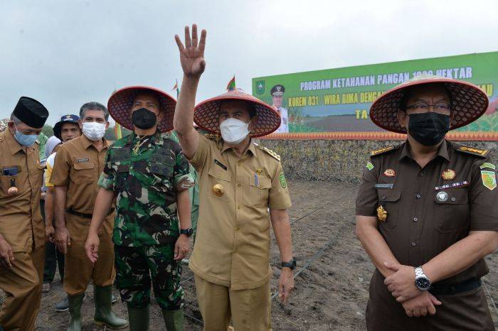Korem 031/Wirabima Bersama Distan se-Riau Launching Program Ketahanan Pangan 1000 Ha