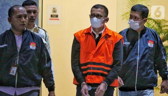 KPK Sita Dokumen Usai Geledah Kantor dan Rumah Dinas Bupati Kepulauan Meranti