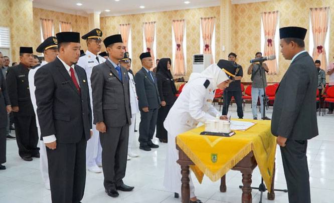Wabup Rohil Lantik Pejabat Pratama dan Administrasi, Ini Daftar Nama-Namanya