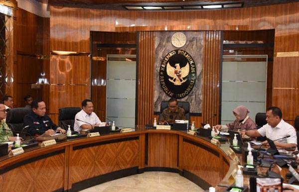 Kepala Bakamla RI Paparkan Penanganan Terhadap Pencari Suaka dan Pengungsi Melalui Laut