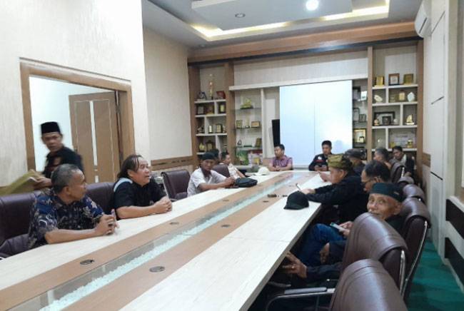 Ratusan Masyarakat Adat Luhak Kepenuhan Gelar Aksi di Pekanbaru, Minta Izin PT. AMR Dicabut