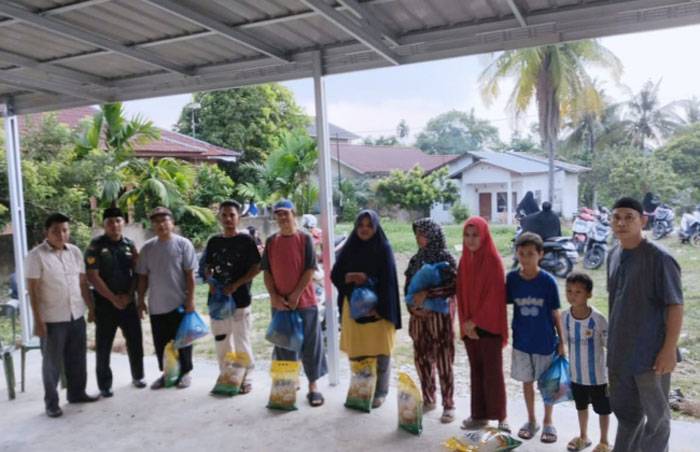 Berkah Ramadhan 1445 H, 42 KK di Dusun IV Desa Tanah Merah   Terima Bantuan
