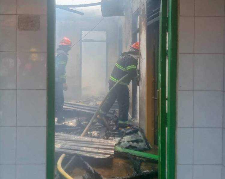 Depresi, Pria di Perawang Bakar Rumah Sendiri