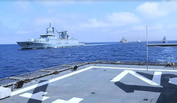 KRI Diponogoro-365 Laksanakan Advance Manouvering  Exercise Bersama Unsur MTF 448  UNIFIL