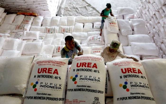 Mentan Ancam Cabut Izin Distributor Pupuk Nakal dan Persulit Petani