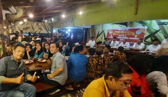 Meriahnya HUT FPII Ke-8, Gelar Buka Puasa Bersama Puluhan Anak-anak Panti Asuhan Miftahul Jannah